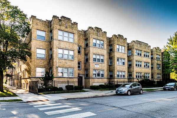 7801-11 S Yates Blvd property